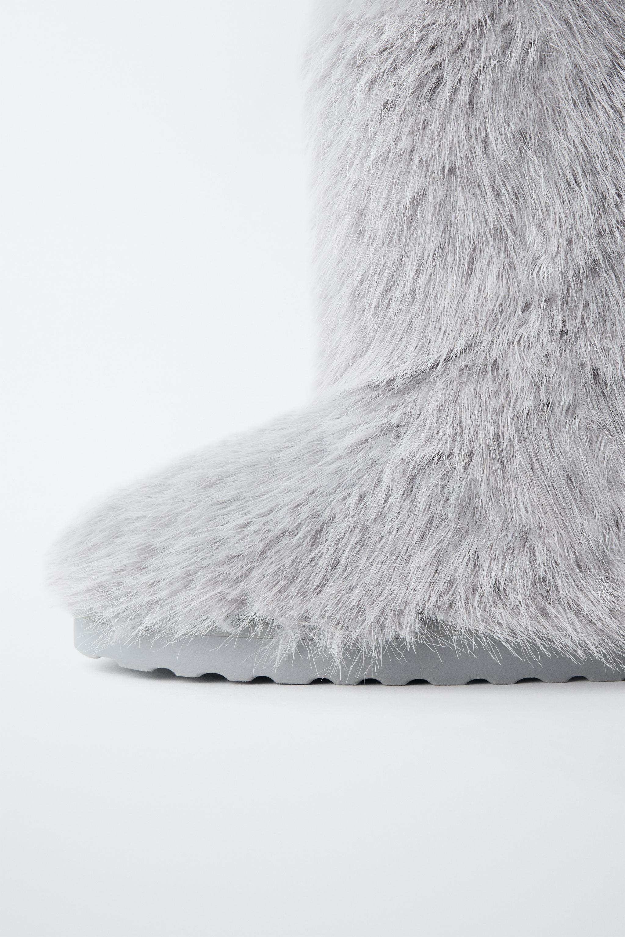 HAIRY SNOW BOOTS